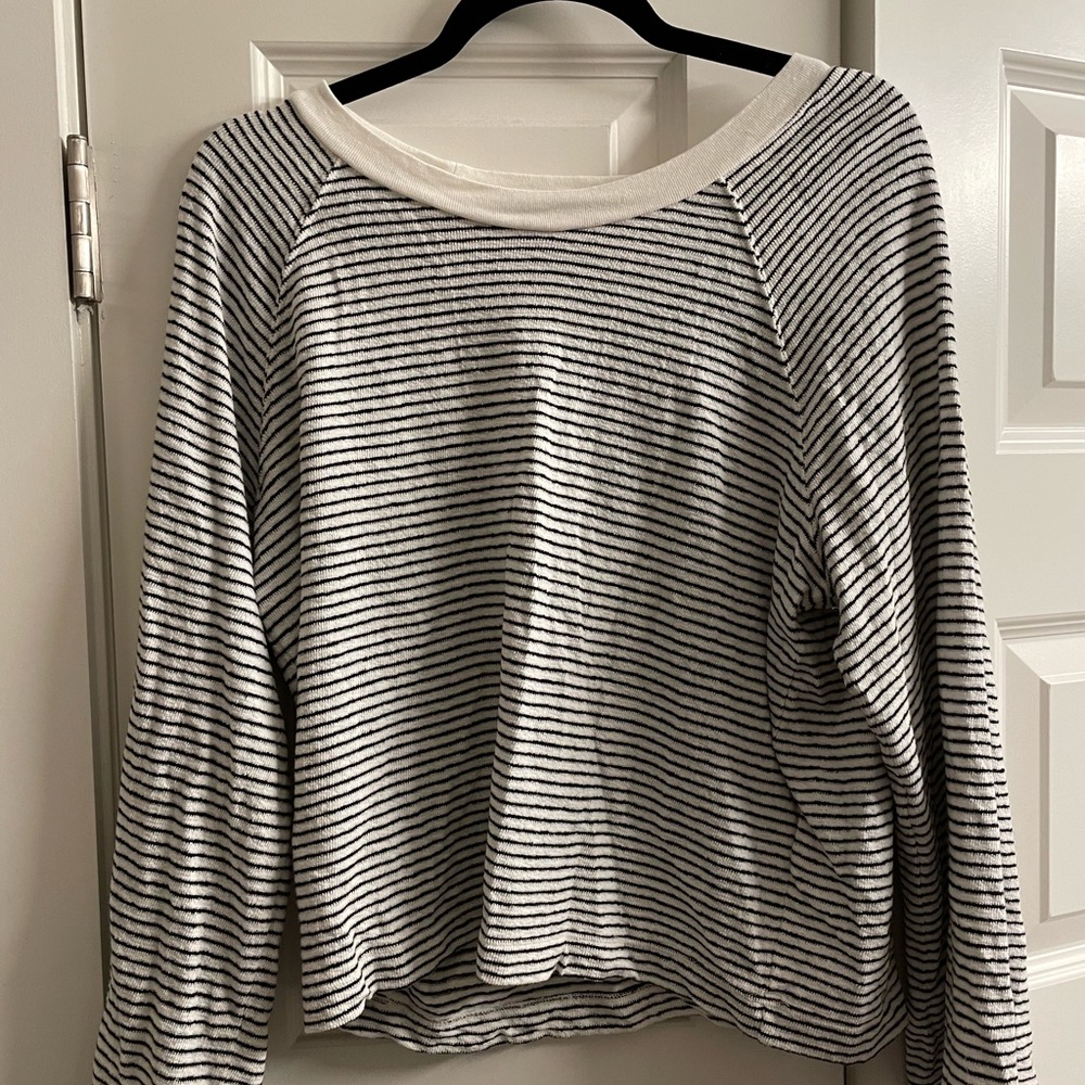 Black and white stripe madewell shirt with wide arms